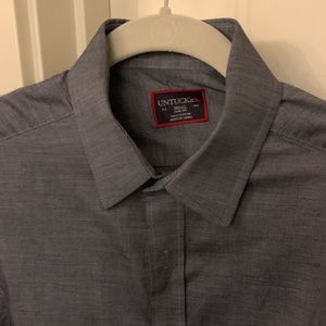 Untuckit buttondown. Slim fit S v good condition.